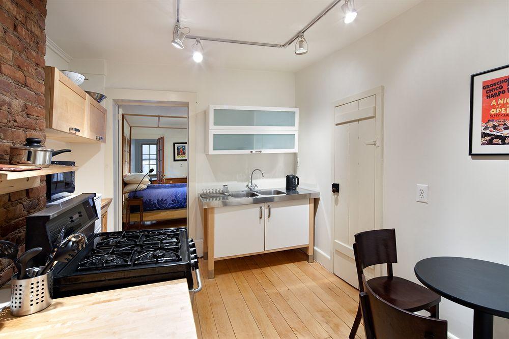 The Canal Park Inn New York Exterior photo